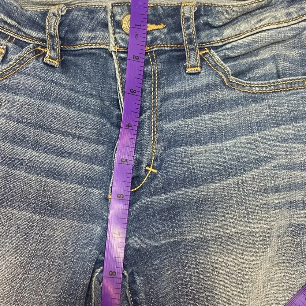 Abercrombie and Fitch blue jeans size 00S W 24 L 29